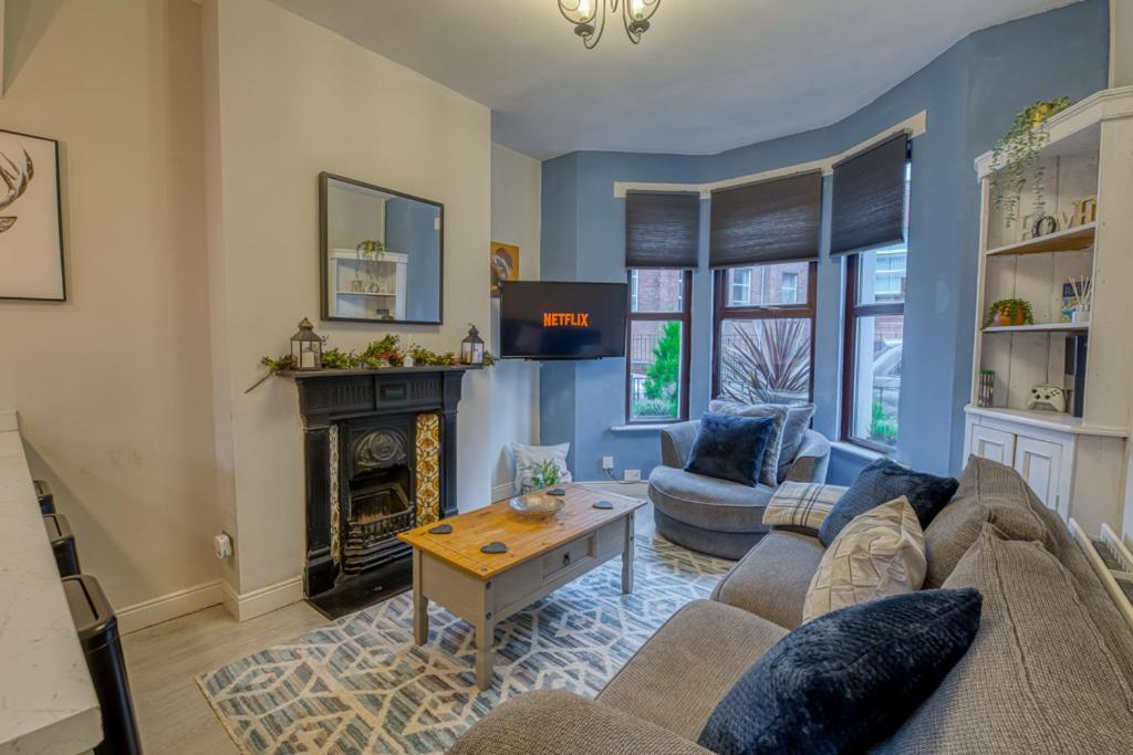 Charming City Home, Beside The Serene Ormeau Park 벨파스트 외부 사진